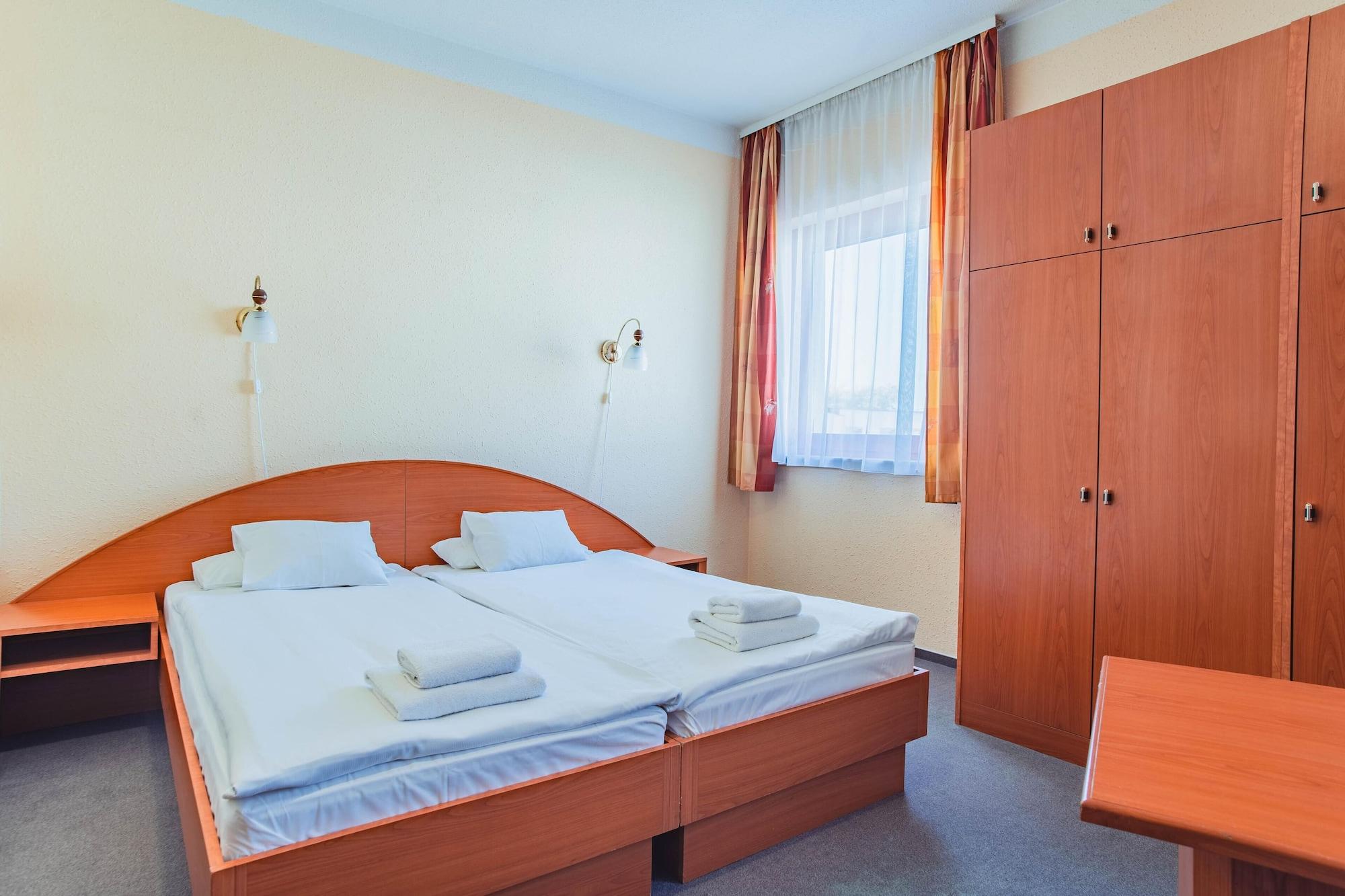 Homoky Hotels Bestline Hotel Budapest Luaran gambar